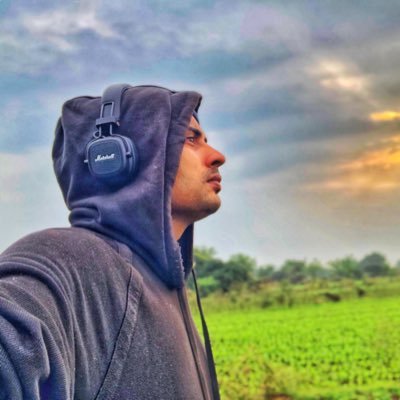 worldofRishi's profile picture. Marketing Professional👔