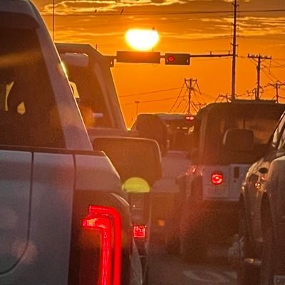 Msftone1's profile picture. hello this is my bio :)