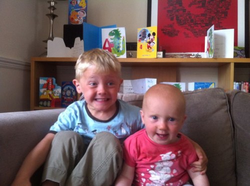 HelenTarragano's profile picture. Worker Bee, Mrs T, 2 beautiful children.