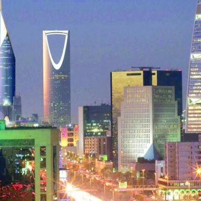 مهتم بمجال العقار و السياحة