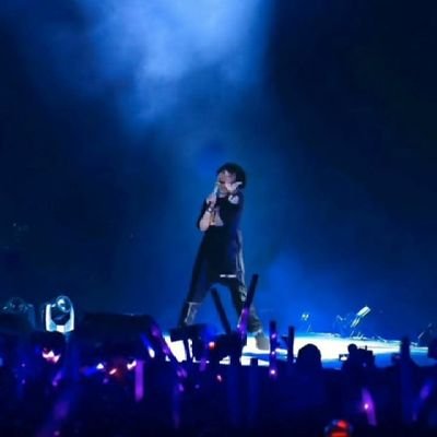 nazanin55896746's profile picture. من اگر برخیزم،تو اگر برخیزی،همه برمی خیزند!
من اگر بنشینم ،تو اگر بنشینی،چه کسی برخیزد؟!