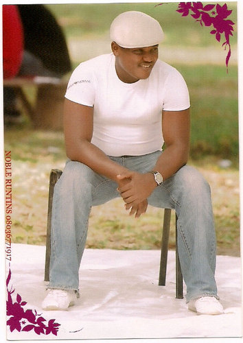 Am nice, good looking, love meeting people.