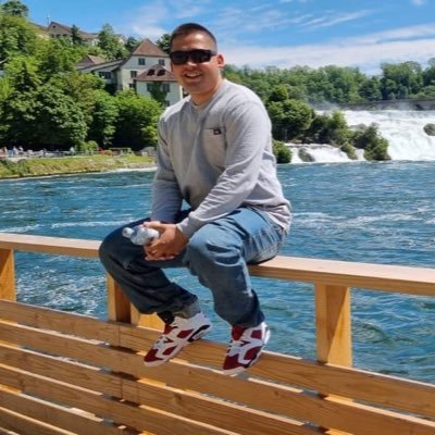 Oscarerios93's profile picture. 