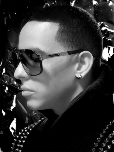 Club Fans Oficial Del Artista @daddy_yankee  El Jefe Prestige, el Artista latino urbano más relevante en el mundo entero