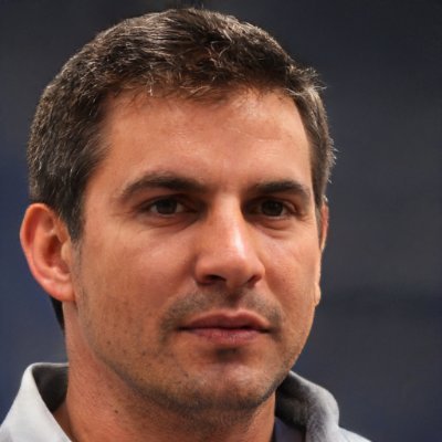 TimDavi55's profile picture. I live tweet MMA