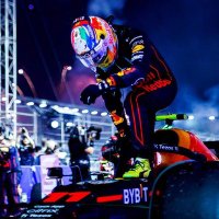 𝐃𝐔𝐕𝐀𝐍 𝐁 𝐂𝐀𝐒𝐓𝐑𝐎 JJ84 AB48 KL5 MV1 (@hms_lasskick48) 's Twitter Profile