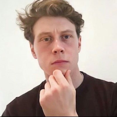 into george mackay and a multi-fandom girl