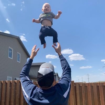 PintoBean10's profile picture. Ask Questions
