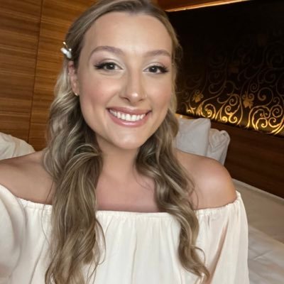 katieholler98's profile picture. normal people don’t attack katie