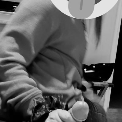 Alexanderrrrrs's profile picture. Álex y Tamara edad 29 y 27
con ganas de mostrar un poco las locuras 🔥 
conversar y pasarlo bien 
pensando en intercambiar experiencias 🙊😋
perfil sin fotos no