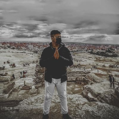 ThmanWasl's profile picture. 