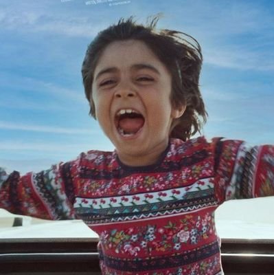 MehdiEsc's profile picture. Heald alone