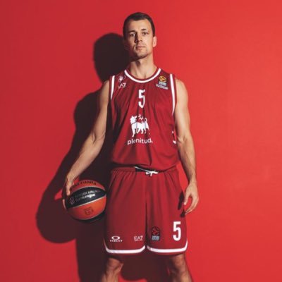 Official Twitter of Kevin Pangos. Pro basketball player.. Gonzaga University Alum.. Canadian 🇨🇦#AlwaysThankfulNeverSatisfied Instagram: @kpangos