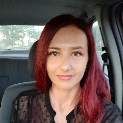 roxdina's profile picture. Earn money as a programmer. Interested in practical psychology. Wild roses enjoy keeping me company.