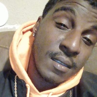 I'm Malcolm I'm currently a Single Father To An 5 Year Old I'm 28 years old c/o 2k14 Rest In Peace 2 My BestFriend My SiS LLDee🕊️🥺🥺
