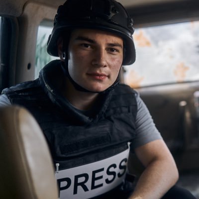 French/Français. Chroniqueur @lci; reporter de guerre indépendant/independent war reporter. cyrille.amoursky2001@gmail.com