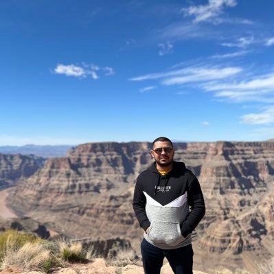 SidMishr's profile picture. Software engineer , soccer fan ⚽️, Music lover 🎤🎶. Introvert at times , grateful to parents. Life is good !!! JAI HIND