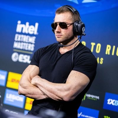 PRO CS:GO Player turned Coach                                          
Everything I say is factual and true
