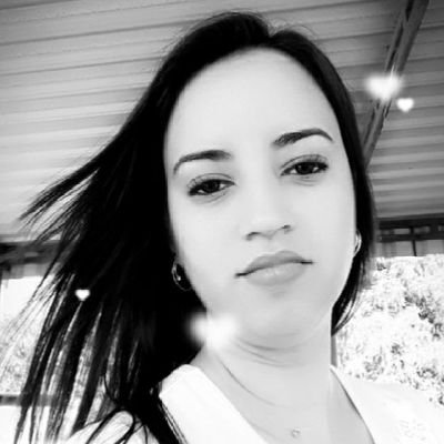 Liliane05000751's profile picture. sou cristã, conservadora, gosto de conversar, amo os animais, tenho uma família linda ❤ Meu partido é o Brasil 🇧🇷