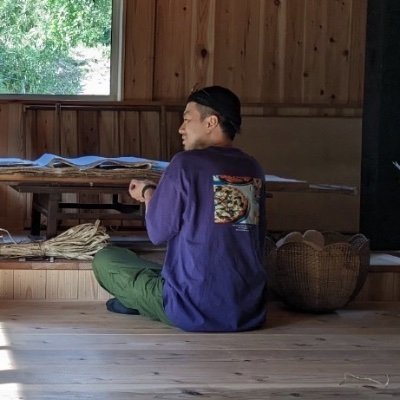 やまもとじんじつです🗻 東京と地域の2拠点でデザインをしています。都内企業でインハウス立上げ+地元京都(京丹後)で伴奏支援事業☞まちの人事企画室@machi_jinji 趣味で動画制作や京都でスナック🍺も。#LIVEDESIGNSchool 撮影班。たのしいまいにち。