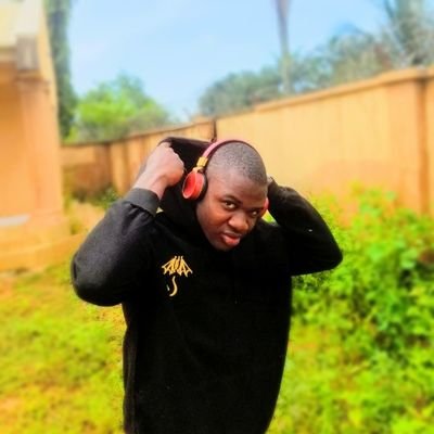 MancoBilli's profile picture. I hold on you God ❣️🙏