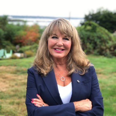 RI State Representative representing Narragansett and South Kingstown, Chairwoman of House Committee on Small Business, Lawyer, Mother. #McEnteeFor33