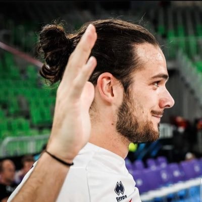 piacenza desde criancinha filho da garay e do lucarelli irmão da carolana e afilhado do brizard