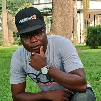 ABDULHAKEEMABI6's profile picture. Be your self and never live your life to please anybody....!!!