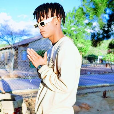 UglyKid95338597's profile picture. Im from Mpumalanga
music over everything 👈