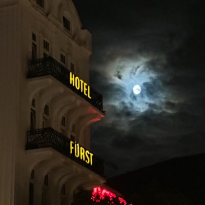 morderhai's profile picture. Futurist 🚀 & Tropen-Freund, vom Hause Schweinebauer
