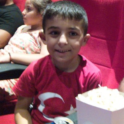 NetCoin07's profile picture. Hoşgörülü ve empati kurmayı öğrenemeyen toplumlar ancak patinaj çekerler.