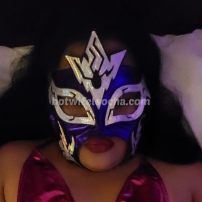 I'm Loocha, your sexy Luchadora Hotwife! Cum in and fap to my sexcapades!!!