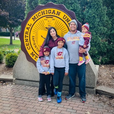 Mom, higher ed professional. Fire Up Chips! Director/UG Recruitment & 2-time grad of @cmuniversity. 🔥👆🏼#lifeatcentral We Do. https://t.co/JVd5C4VaFK