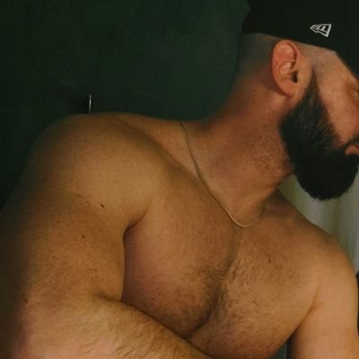Nicolas78085442's profile picture. rugbyman alpha cherche meme delire masculin cho
les profils ou juste vous retweetez et que vous avez aucune photo de vous pouvez passer votre chemin