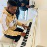 Tshepotsotetsii's profile picture. || Musician 🎹 || 
|| Green ID Book Holder 📖 || 
|| A Chiller 👤 || 
|| Battlerap Fanatic 🎙|| 
|| @KaizerChiefs & @ChelseaFC ⚽️ ||
|| Gamer 🎮 ||