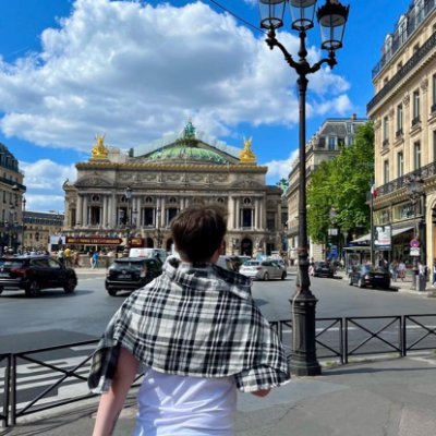 badoosz's profile picture. ⸬