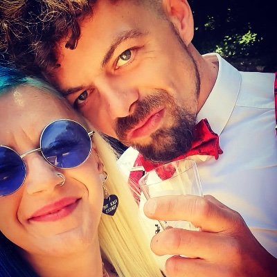 rozzafromsnozza's profile picture. My name is "Rozza" and i am from an old cornish town called "Snozza"
I am a new-aged-aquarian-pagan-rastafari-jedi
(In other words 'God & I' do our own ting!)