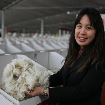 🇦🇺 Wool Quality Assurance & Marketing Manager • Auctioneer 🌳 Suburbia to #smallfarmcharm 🐑