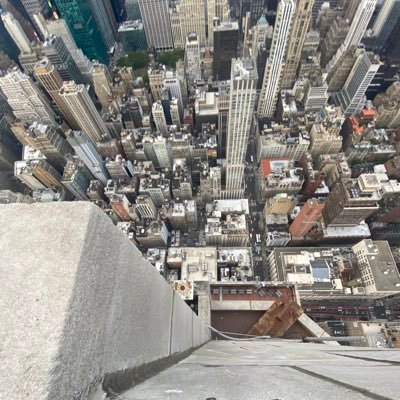 louisjuco's profile picture. Artistes Québécois Actualités Émissions Vedettes Musées