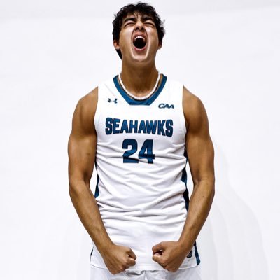 Jesus 1st | @uncwmenshoops #24 | Hapa 🤙🏽 + Filipino 🇵🇭 | NeXXXLevel 4L | IG + 👻@ iammakoa ⬇️⬇️⬇️check out my linktree