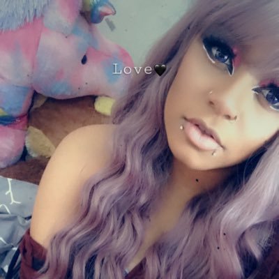 Cosplayer, Pagan, Sex Worker, 29, here for a good time 💦🥵