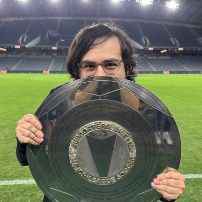 Manager, Business Strategy & Data @LAFC. Talking data, #SportsBiz, soccer and hockey. Formerly: @SanJoseSharks