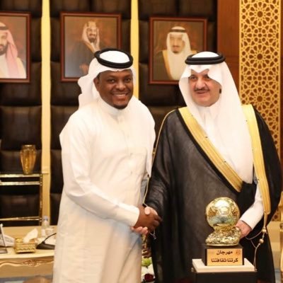 مؤسس شبكة رأس تنورة الإعلامية وعضو في الإتحاد السعودي للإعلام الرياضي حاصل على دبلوم الإعلام الرقمي ومصور في دوري روشن ودوري يلو وثيقة عمل حر رقم FL-97205035