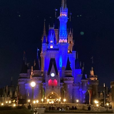 jqQJijpCVYnJdmb's profile picture. 