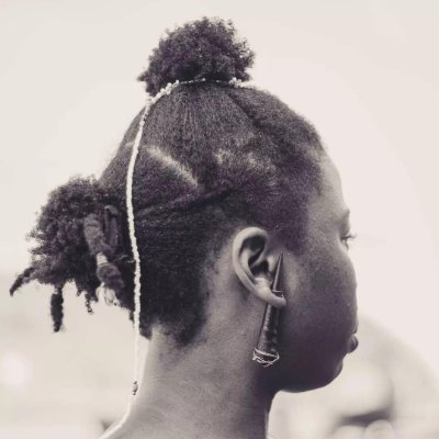 FUNWAINI ngwaMASEVHE
Isithunywa sabaNgoni
Tshivhili muTonga
100% the people of God
They|Them
MULTIDIMENSIONAL CONDUIT
ARTISTA
