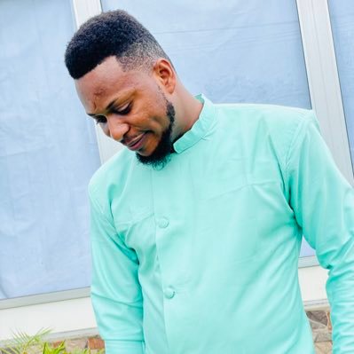 officialfemceed's profile picture. ask me