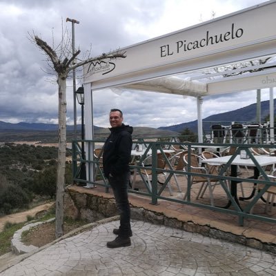 jmk152's profile picture. 