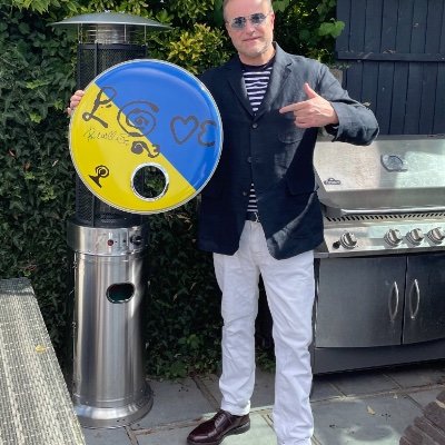 Proud Father of 4 beautiful souls,owner of 2 lovely dogs,Greyhound fanatic, punter,music mad,sports lover,ex Thames Watermen and Lightermen ,gentle giant.