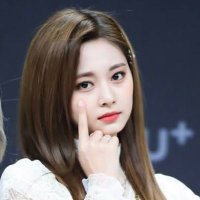 sstt (@lunasarisa) 's Twitter Profile