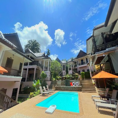 Private villa, perfect for a large group of friend and family. Accommodate 20 pax
Just your group, no others guest. 
All area is yours
 #chawanvilla